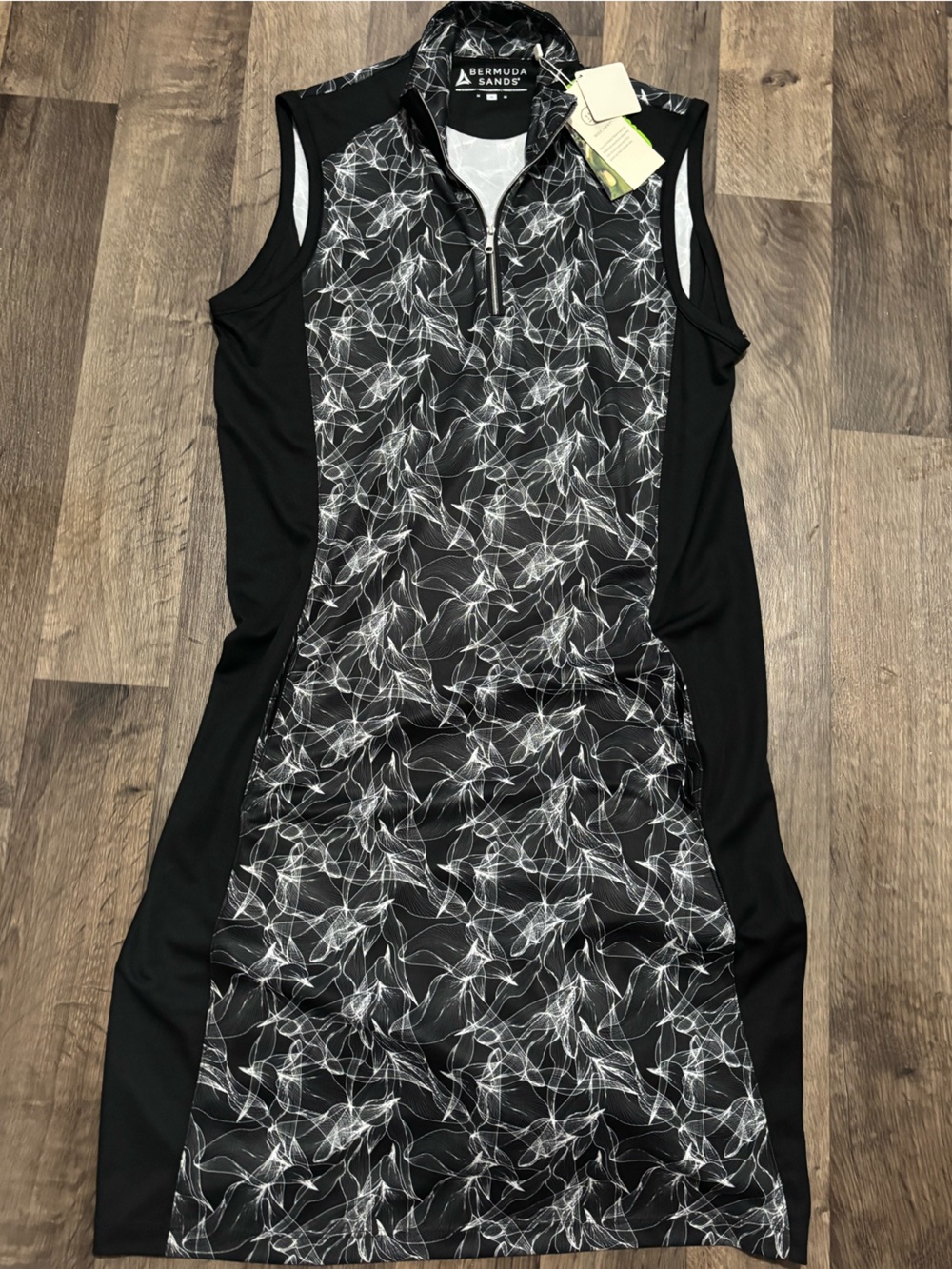 Black and White Abstract Print Sleeveless Dress